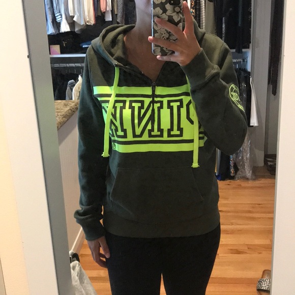 PINK Victoria's Secret Tops - PINK sweatshirt
